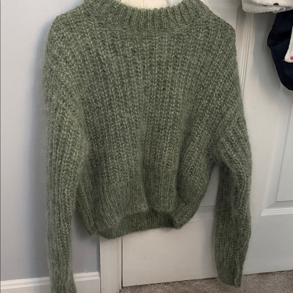 H&M Soft Olive Knit Sweater